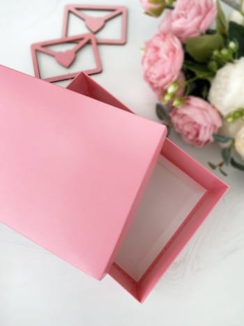 Универсальная коробка 16,5х12,5х5,2 см., розовый